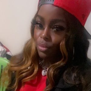 Meet your Posher, Denisha